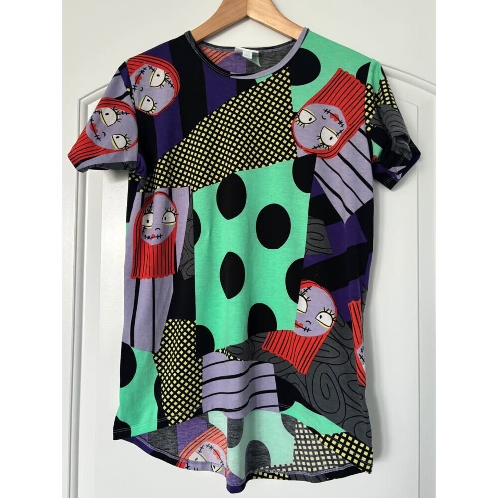 LuLaRoe x Disney Gracie Tunic Top – Sally Patchwork Print size 14